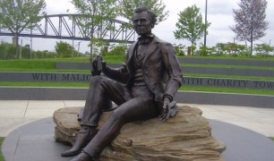 Lincoln Memorial at Waterfront Park